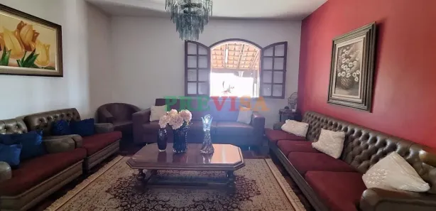 Casa com 6 Quartos à venda, 300m² no São Lucas, Belo Horizonte