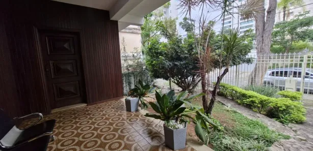 Casa com 7 Quartos à venda, 260m² no São José, Belo Horizonte