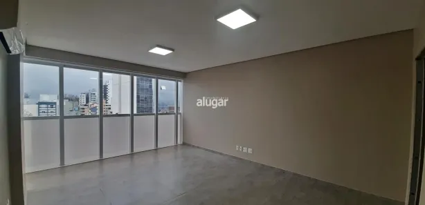 Sala Comercial à venda, 47m² no São Pelegrino, Caxias do Sul