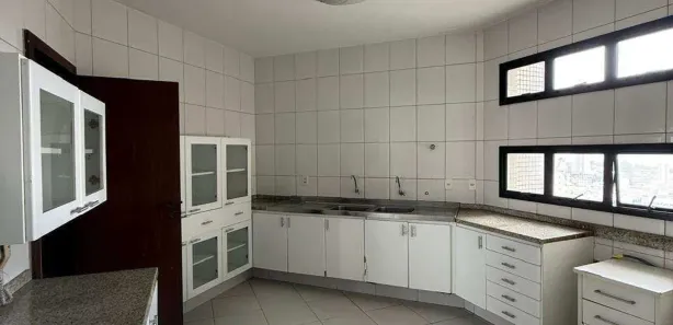 Apartamento com 4 Quartos à venda, 217m² no Barra, Salvador
