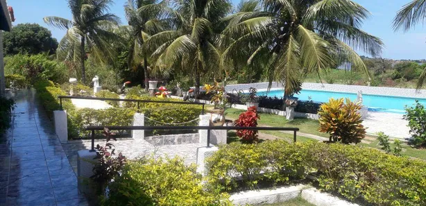 Fazenda/Sítio com 6 Quartos à venda, 400m² no Porto da Roça II (Bacaxá), Saquarema