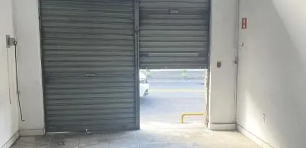 Ponto Comercial para alugar, 80m² no Quissama, Petrópolis