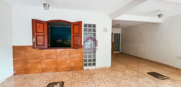 Sobrado com 4 Quartos à venda, 295m² no Areal, Brasília