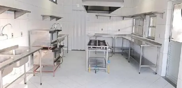 Ponto Comercial para venda ou aluguel, 450m² no Pituba, Salvador