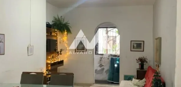 Casa com 2 Quartos para alugar, 80m² no Santa Efigênia, Belo Horizonte