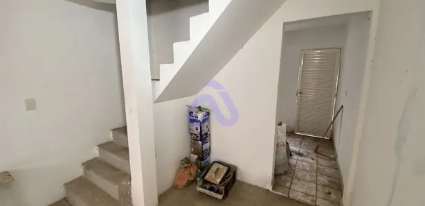 Sobrado com 2 Quartos à venda, 65m² no Parque Dourado, Ferraz de Vasconcelos