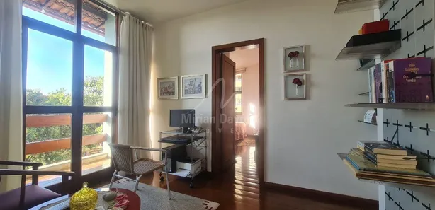 Casa com 4 Quartos à venda, 383m² no São Lucas, Belo Horizonte
