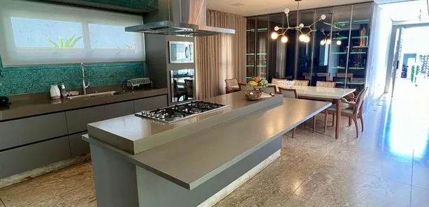 Casa de Condomínio com 4 Quartos à venda, 300m² no Jardins Valência, Goiânia