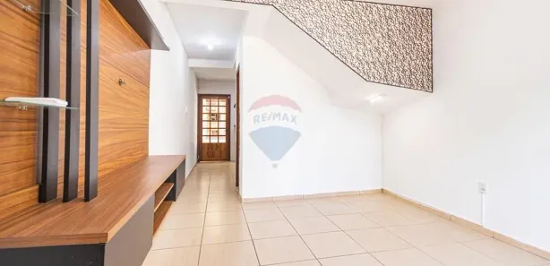 Sobrado com 2 Quartos à venda, 67m² no Jardim do Bosque, Cachoeirinha