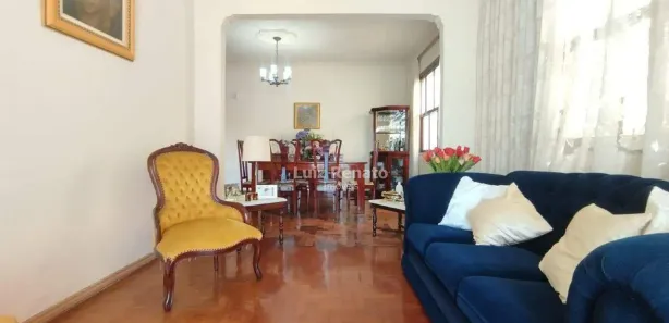 Casa com 5 Quartos à venda, 400m² no São Lucas, Belo Horizonte
