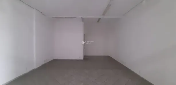 Sala Comercial à venda, 36m² no Centro, Caxias do Sul