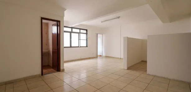 Sala Comercial para alugar, 66m² no Zona Industrial, Brasília