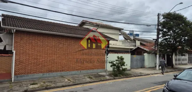 Casa com 3 Quartos à venda, 250m² no Vila São Geraldo, Taubaté