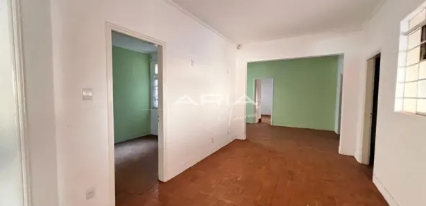 Casa com 4 Quartos à venda, 304m² no Centro, Araraquara
