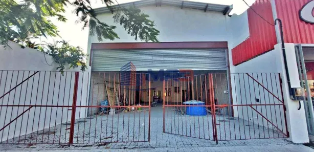Galpão/Depósito/Armazém para alugar, 236m² no Rocha Miranda, Rio de Janeiro