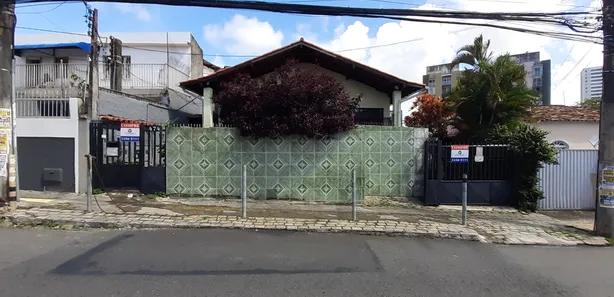 Imóvel Comercial com 5 Quartos para alugar, 240m² no Brotas, Salvador