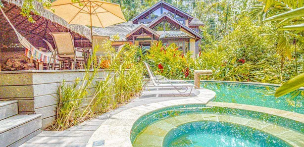 Casa de Condomínio com 5 Quartos à venda, 450m² no Balneario Praia do Perequê, Guarujá