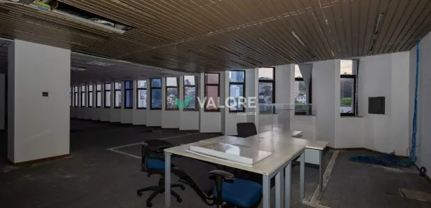 Sala Comercial para alugar, 560m² no Santo Antônio, Belo Horizonte