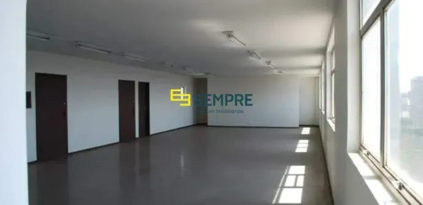 Sala Comercial para alugar, 135m² no Santa Efigênia, Belo Horizonte