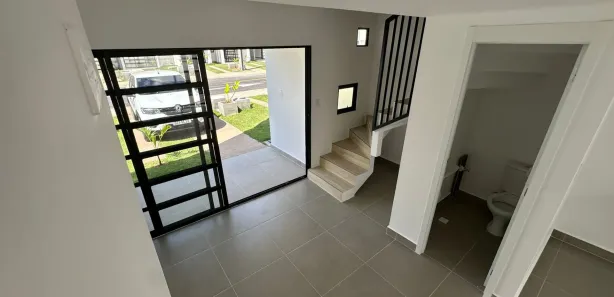 Casa de Condomínio com 2 Quartos para alugar, 70m² no Ponta Negra, Manaus