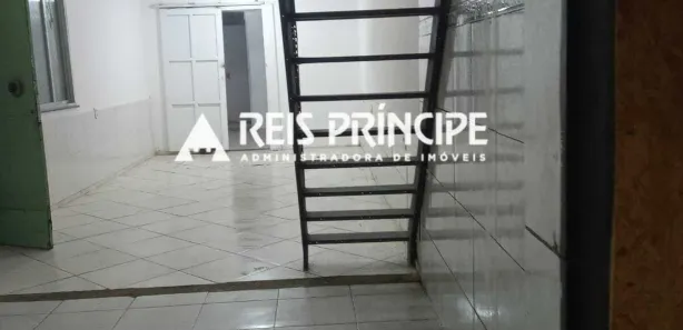 Galpão/Depósito/Armazém para alugar, 250m² no Encantado, Rio de Janeiro
