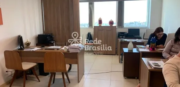 Sala Comercial à venda, 35m² no Taguatinga Norte, Brasília