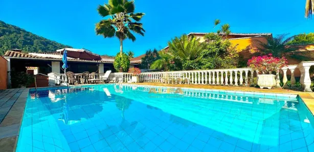Casa com 4 Quartos à venda, 200m² no Guaiúba, Guarujá