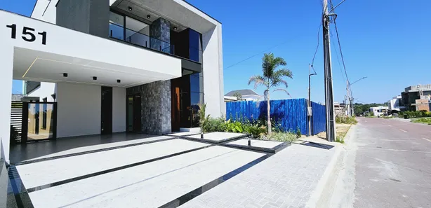 Casa de Condomínio com 4 Quartos à venda, 271m² no Novo Aleixo, Manaus