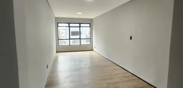Sala Comercial à venda, 61m² no São Pelegrino, Caxias do Sul