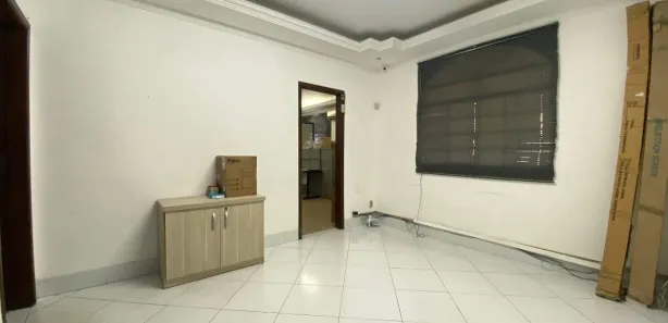 Casa com 3 Quartos para alugar, 320m² no Indaiá, Belo Horizonte