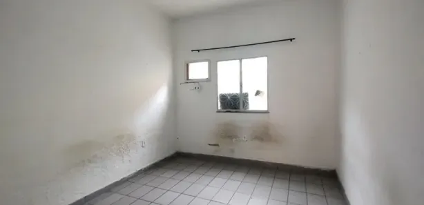 Casa com 1 Quarto para alugar, 10m² no Chacrinha, Nova Iguaçu