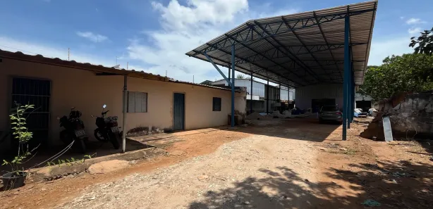 Galpão/Depósito/Armazém com 2 Quartos à venda, 975m² no Plano Diretor Sul, Palmas