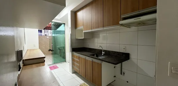 Apartamento com 3 Quartos para alugar, 90m² no Colônia Terra Nova, Manaus
