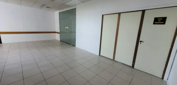 Sala Comercial para alugar, 930m² no Boa Vista, Recife