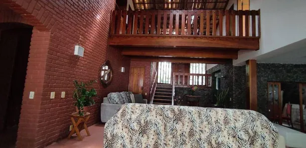 Casa com 4 Quartos para alugar, 489m² no Jardim Apipema, Salvador
