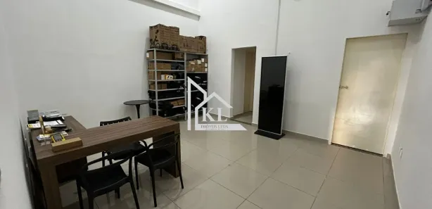 Ponto Comercial com 4 Quartos à venda, 268m² no Lagoa Nova, Natal