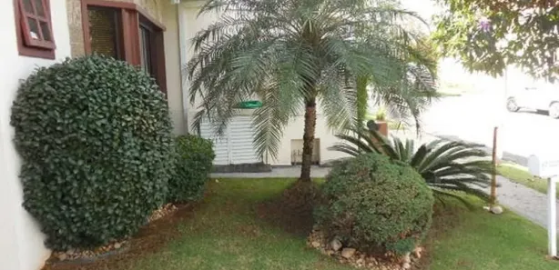 Casa de Condomínio com 3 Quartos para alugar, 164m² no Granja Olga III, Sorocaba