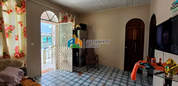 Casa com 4 Quartos à venda, 200m² no Santo Antônio, Manaus