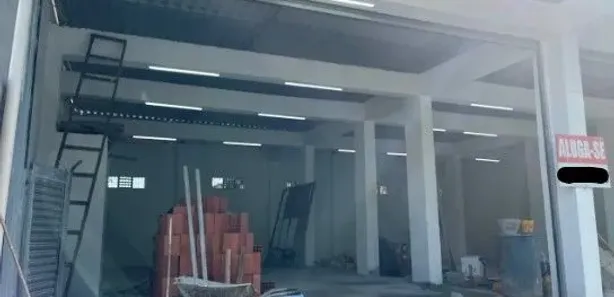 Ponto Comercial para alugar, 210m² no Cajazeiras V, Salvador