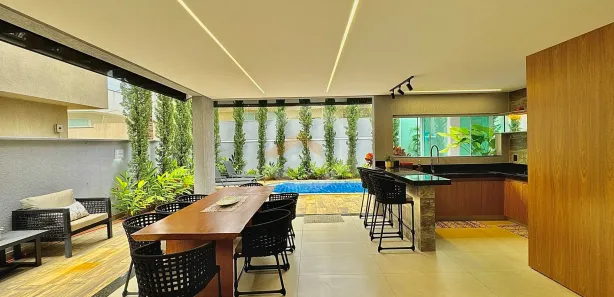 Sobrado com 4 Quartos à venda, 283m² no Jardins Valência, Goiânia