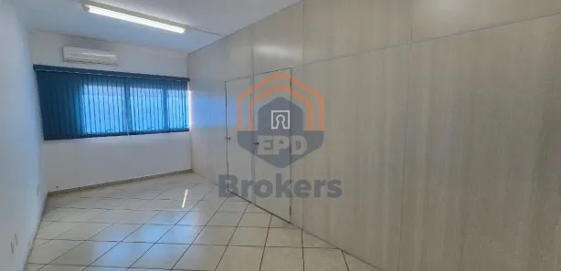 Sala Comercial para alugar, 121m² no Vila Santa Terezinha, Várzea Paulista