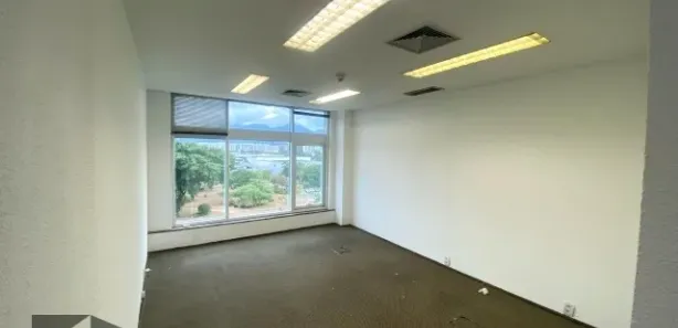 Sala Comercial para alugar, 40m² no Barra Olímpica, Rio de Janeiro