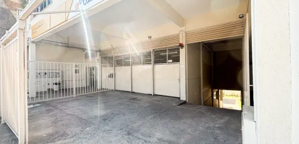 Prédio Comercial à venda, 768m² no Dom Bosco, Belo Horizonte
