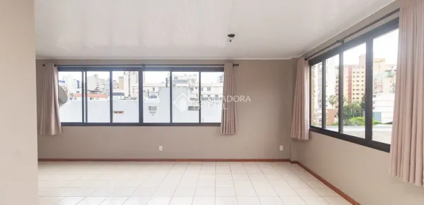 Kitnet com 1 Quarto para alugar, 25m² no Floresta, Porto Alegre
