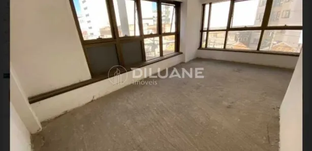 Sala Comercial à venda, 24m² no São Domingos, Niterói