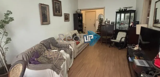Apartamento com 2 Quartos à venda, 80m² no Leme, Rio de Janeiro