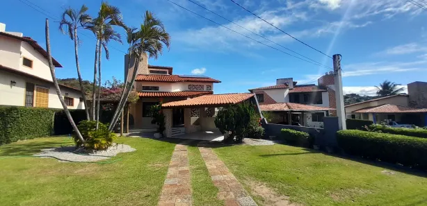 Casa de Condomínio com 4 Quartos para alugar, 196m² no Candelária, Natal