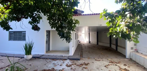 Casa com 4 Quartos para alugar, 155m² no Vila Rosa, Goiânia