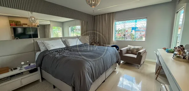 Casa de Condomínio com 4 Quartos à venda, 300m² no Adrianópolis, Manaus