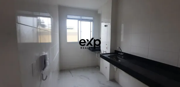 Apartamento com 2 Quartos para alugar, 85m² no Buraquinho, Lauro de Freitas